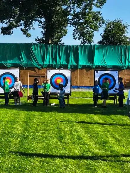 Łucznicy z Raszówki z medalami z Mistrzostw Dolnego Śląska w Smolcu