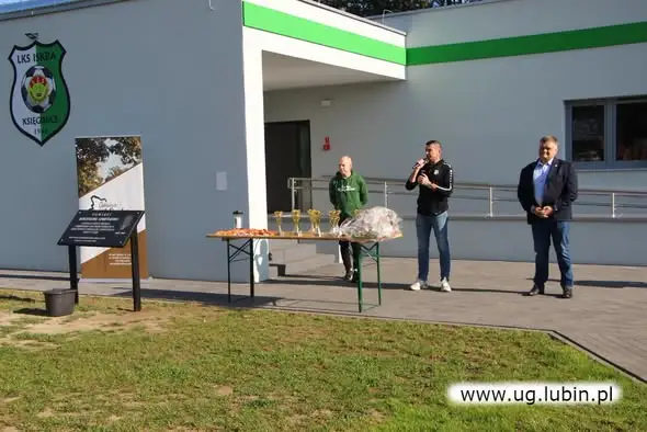 Iskra Księginice świętuje 80-lecie. Nowe szatnie i memoriał na urodziny klubu