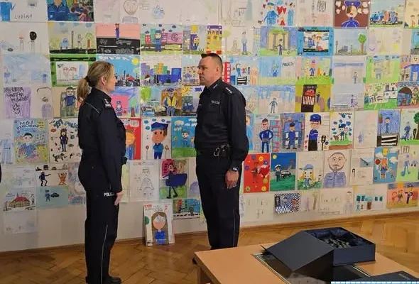 Stulecie dzielnicowych w Lubinie – wyjątkowa uroczystość i niespodzianka od dzieci