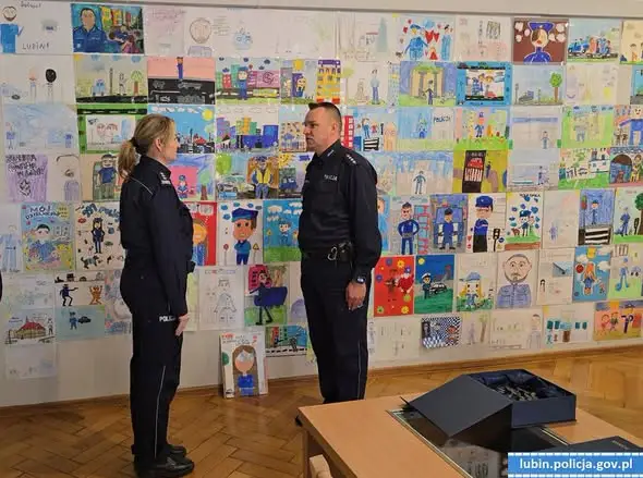 Stulecie dzielnicowych w Lubinie – wyjątkowa uroczystość i niespodzianka od dzieci